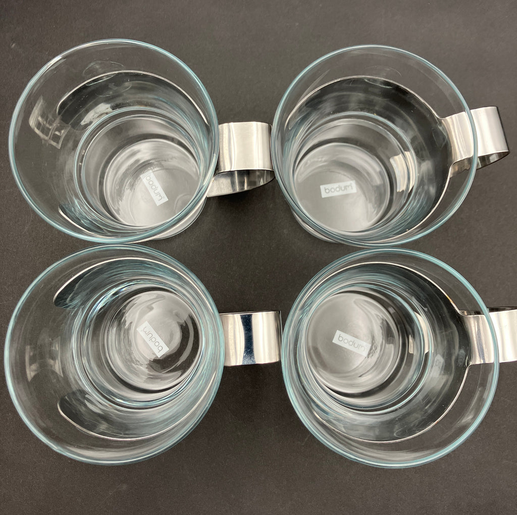 Bodum Eileen Chrome Teapot With Infuser With 4 Assam Bodum Mugs