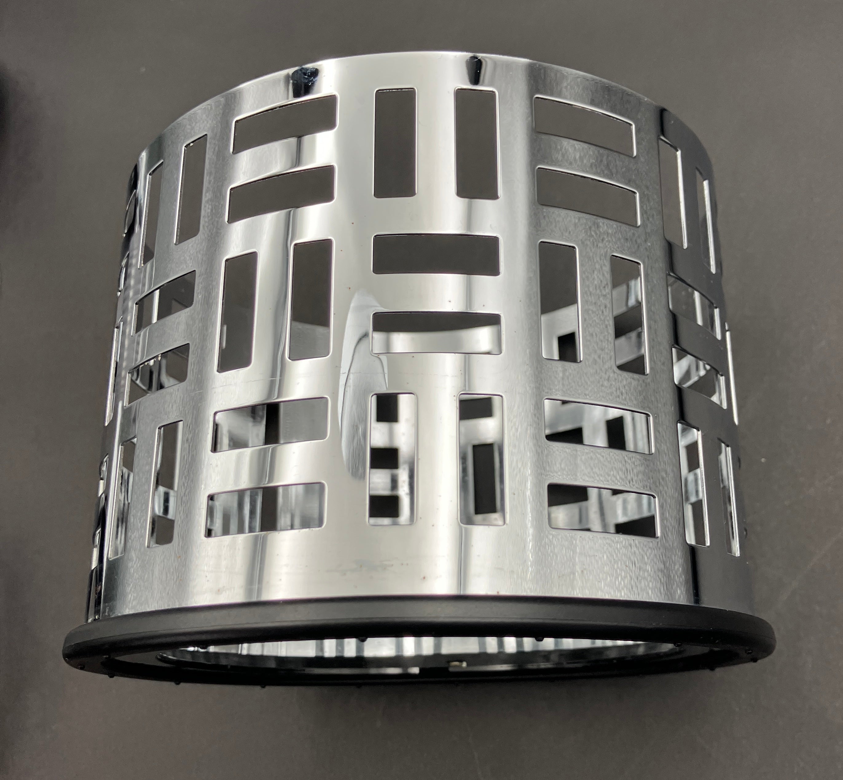 Bodum Eileen Chrome Teapot With Infuser With 4 Assam Bodum Mugs