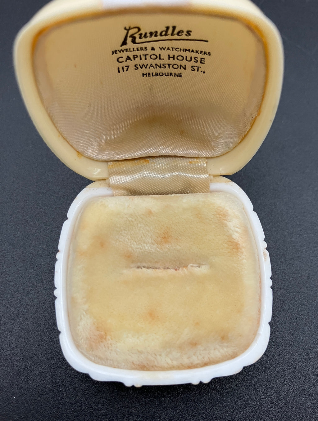 Vintage Ring Box Casecraft Australia Art Deco Style “Rundles Jewellers”