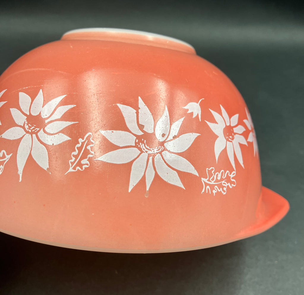 Pyrex Pink Flannel Flowers Cinderella Mixing Bowl