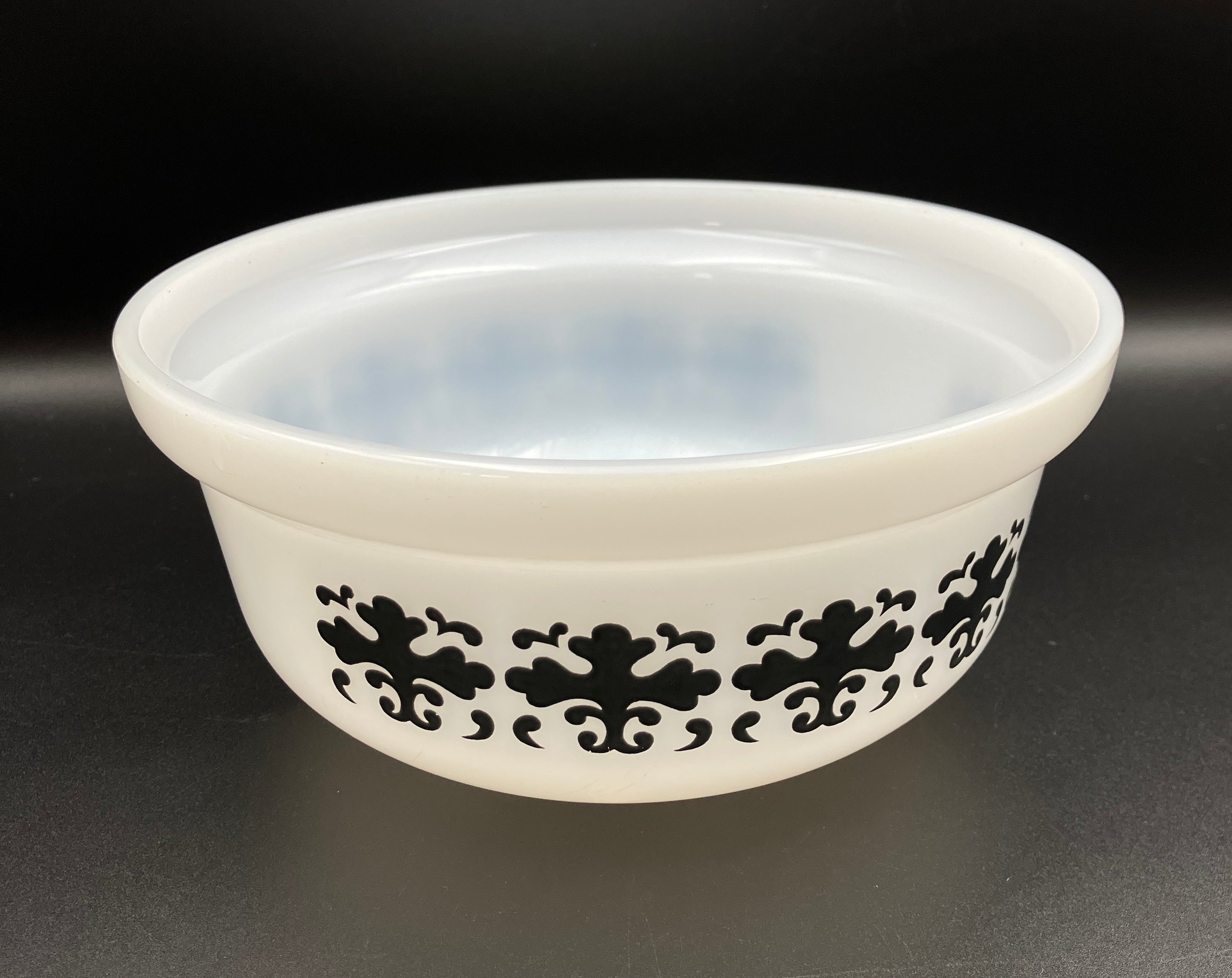 Vintage Pyrex Black Magic Half Tubby Deep Bowl 1976-1979 Rare