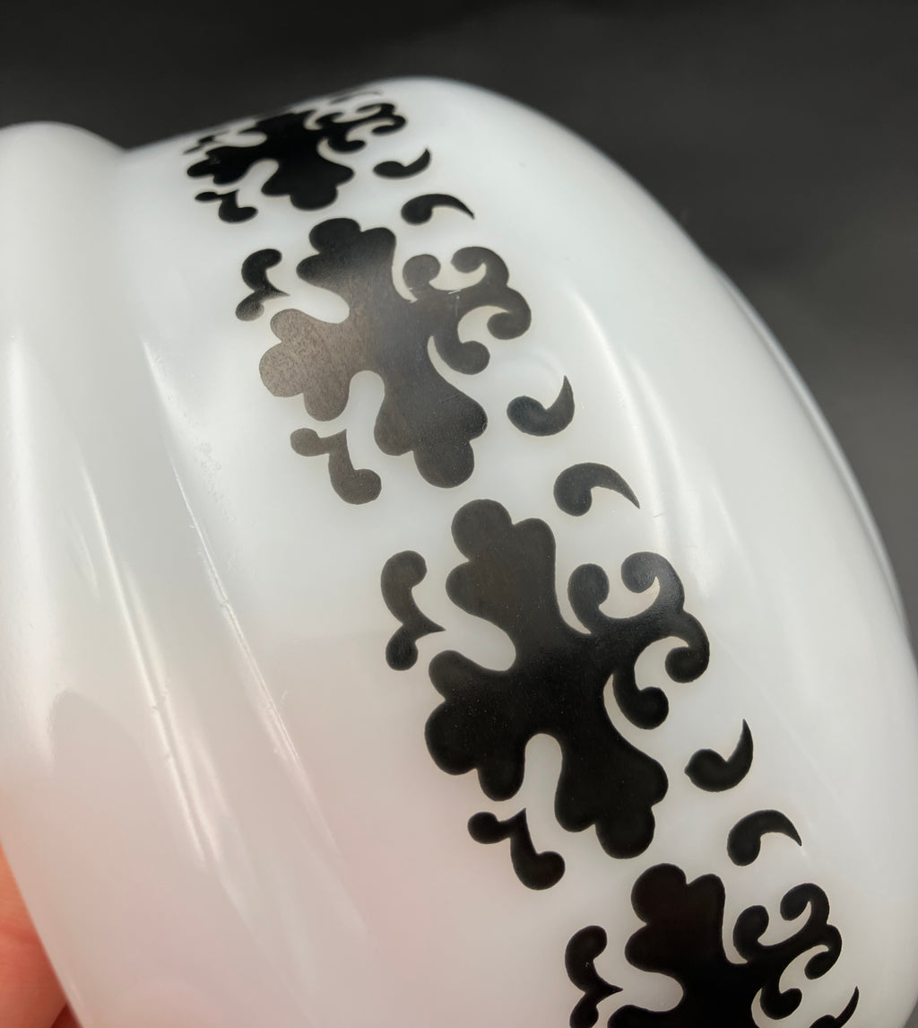 Vintage Pyrex Black Magic Half Tubby Deep Bowl 1976-1979 Rare