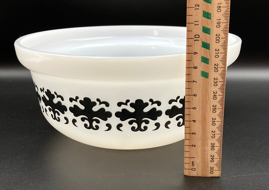Vintage Pyrex Black Magic Half Tubby Deep Bowl 1976-1979 Rare