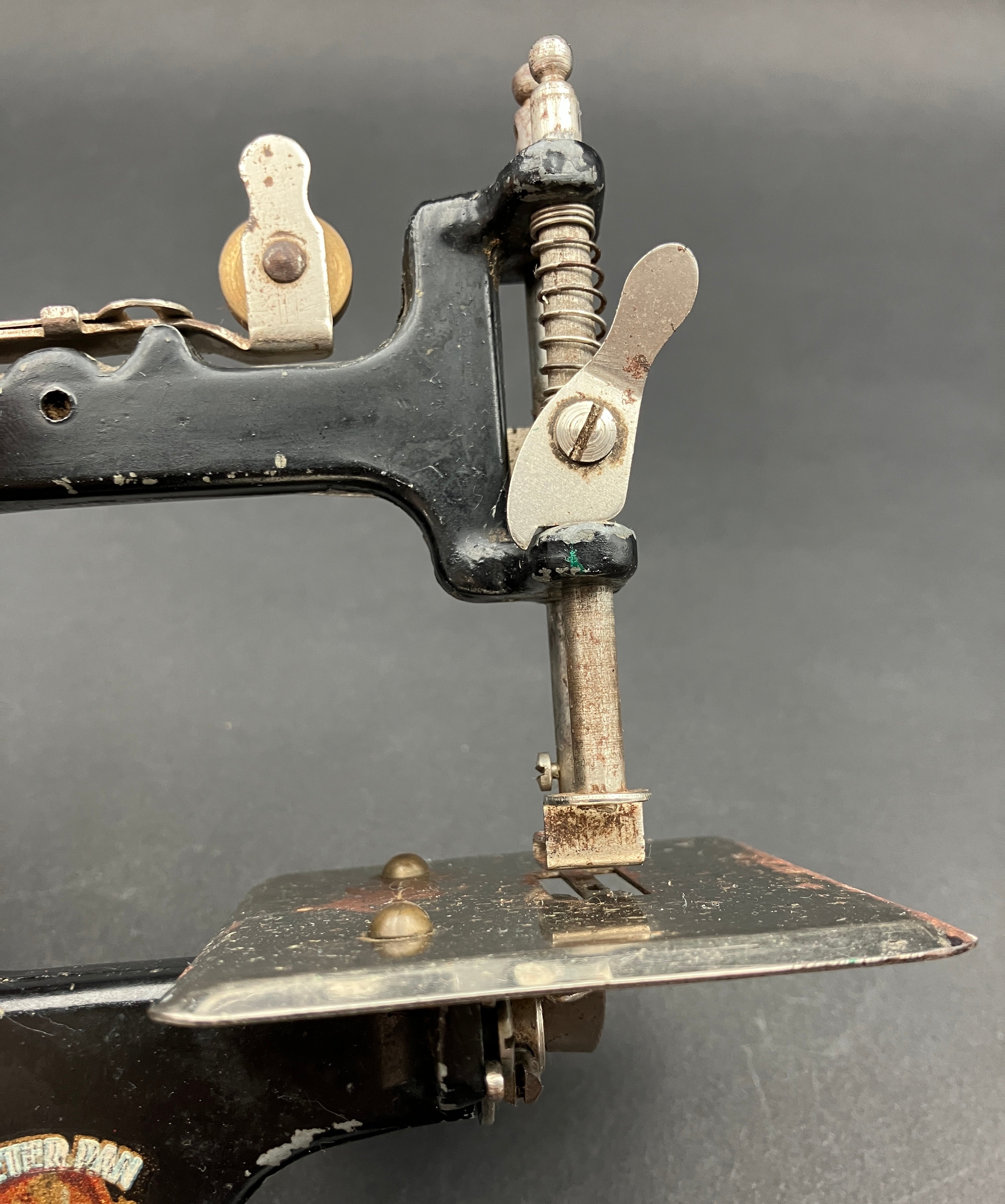 Vintage Peter Pan Toy Sewing Machine Model O - Working see video