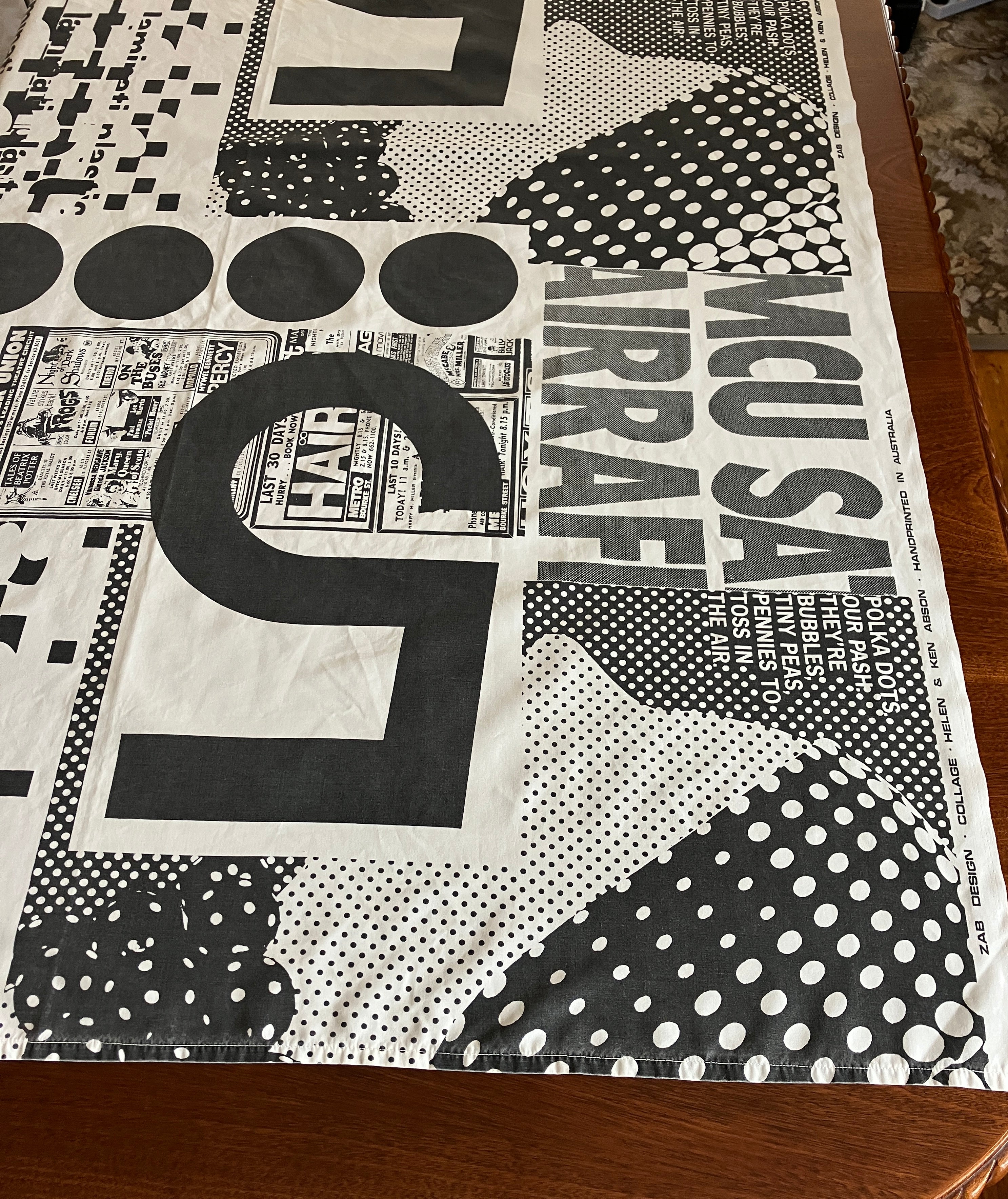 Vintage ZAB Design Mod 70's Helen & Ken Abson "Collage” Fabric 120.5cm X 174cm