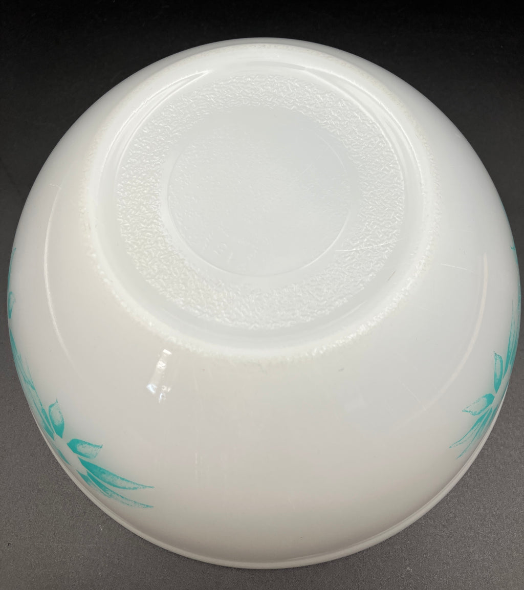 Vintage Pyrex Flannel Flower Nesting Bowl 8” Turquoise