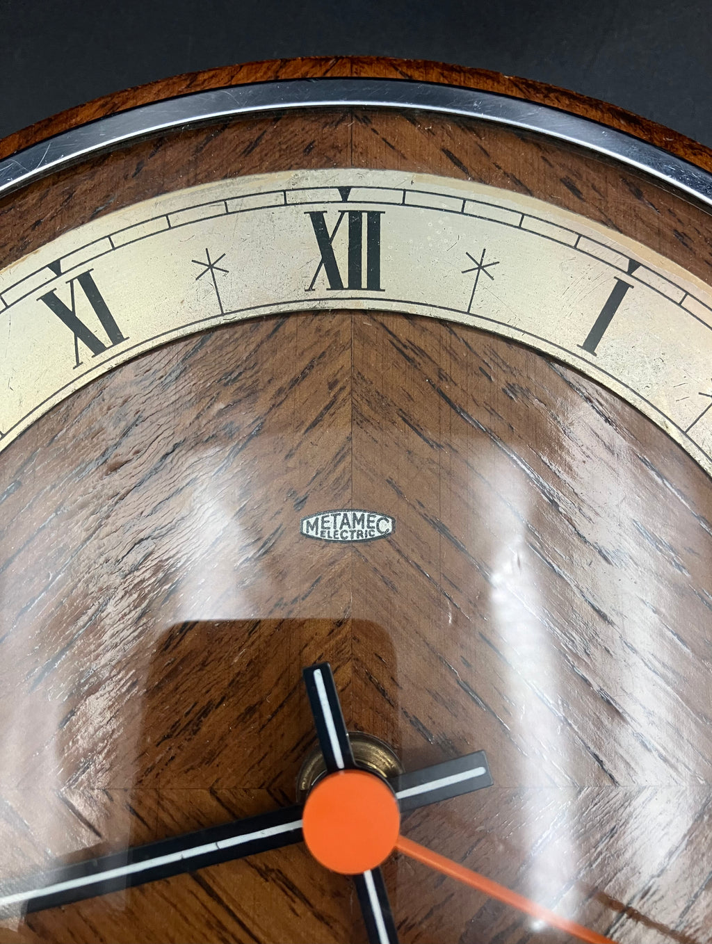 Vintage Metamec Mantel Clock Convex Glass Wooden Desk Mantle 29cm Refurbished