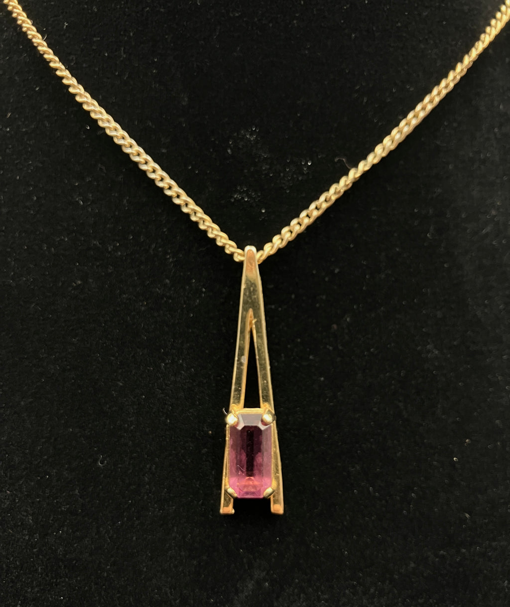 Vintage Avon Gold Tone Necklace Purple Stone Made In West Germany