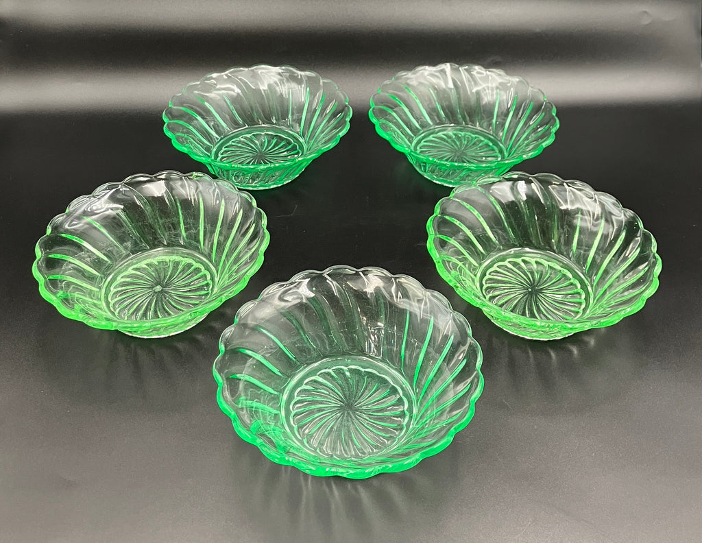 Bagley Uranium Glass 'Carnival Swirl' Bowls Set Of 5 - Strong Glow