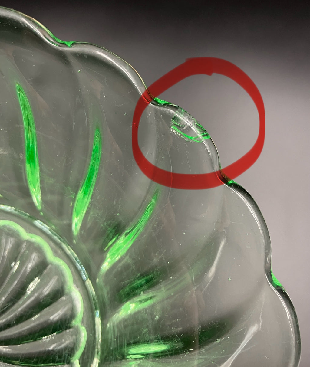 Bagley Uranium Glass 'Carnival Swirl' Bowls Set Of 5 - Strong Glow