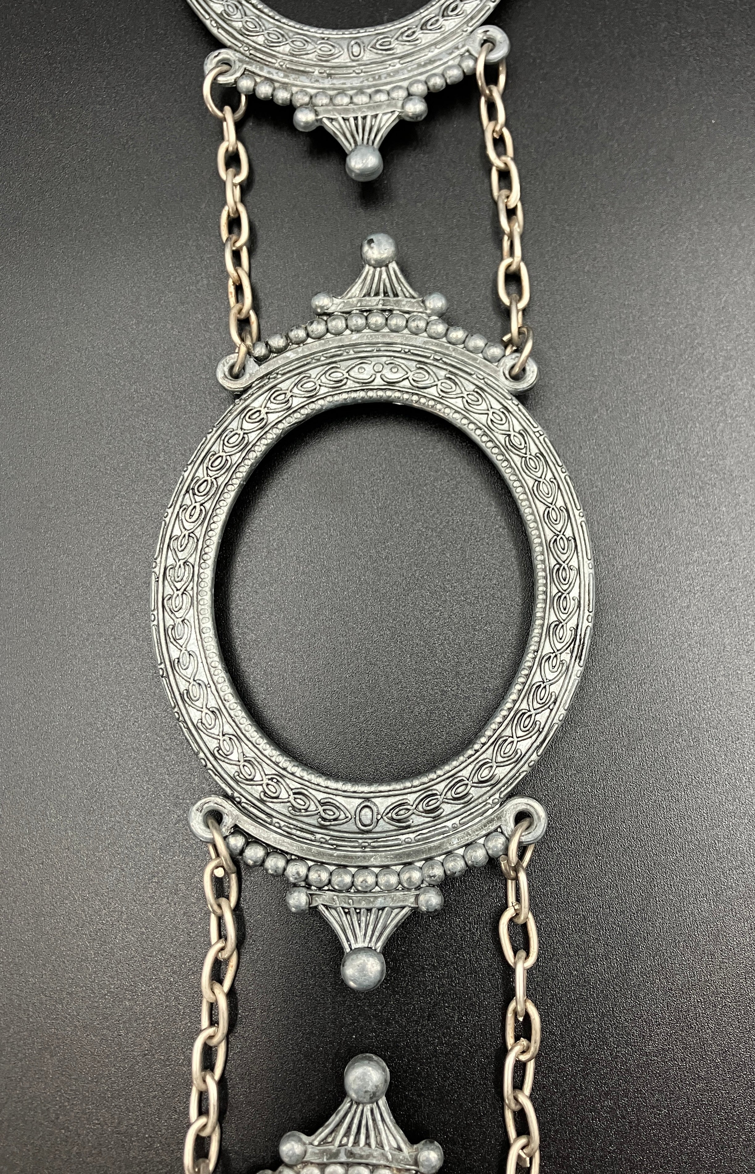 Vintage Frames Oval Italian Style Metal Silver Tone Hanging On Chain 36cm Length