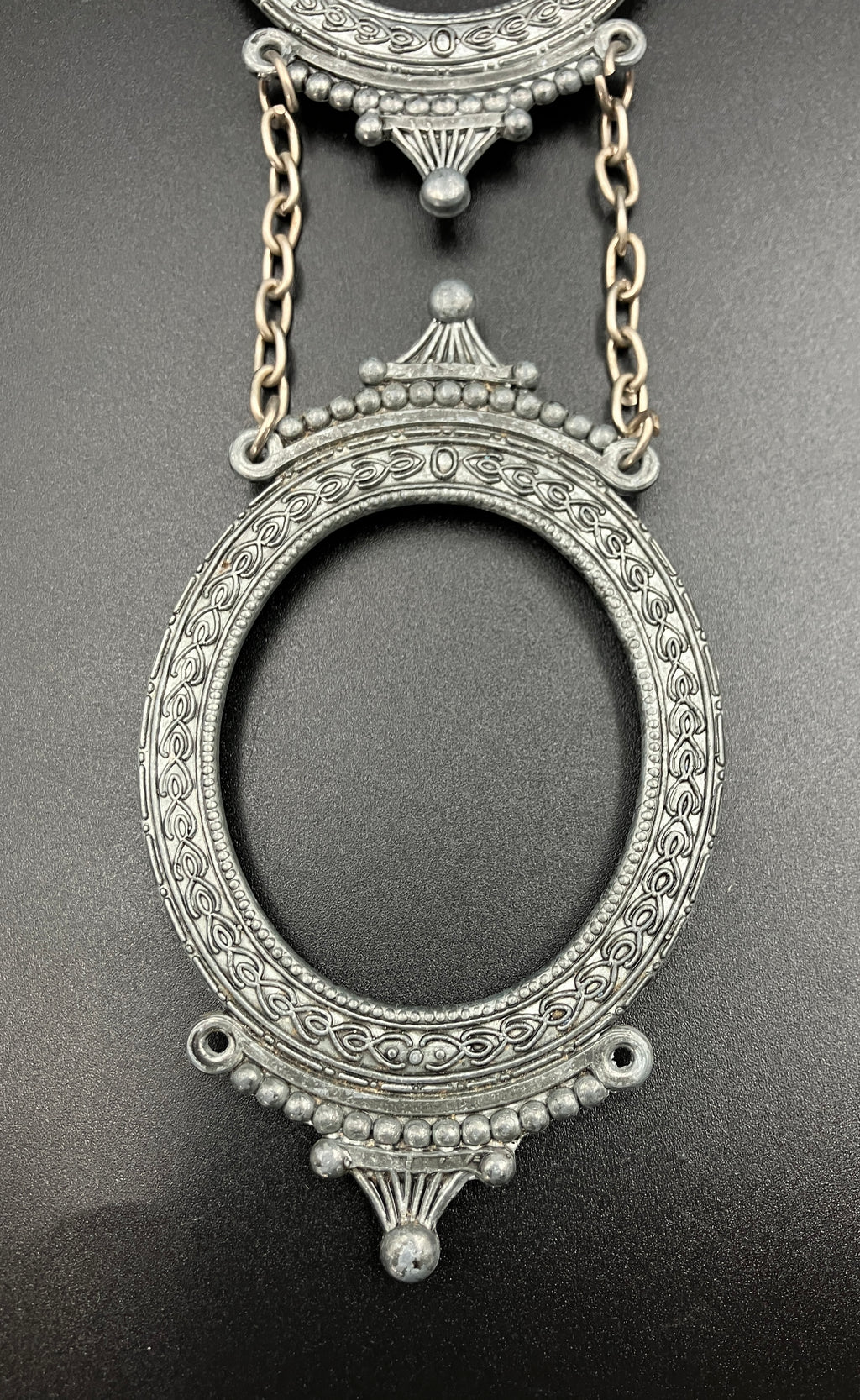 Vintage Frames Oval Italian Style Metal Silver Tone Hanging On Chain 36cm Length