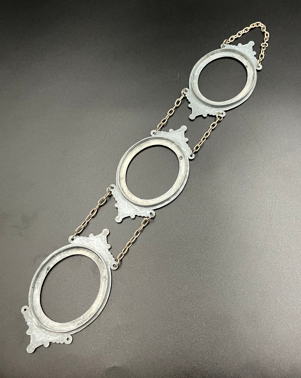 Vintage Frames Oval Italian Style Metal Silver Tone Hanging On Chain 36cm Length