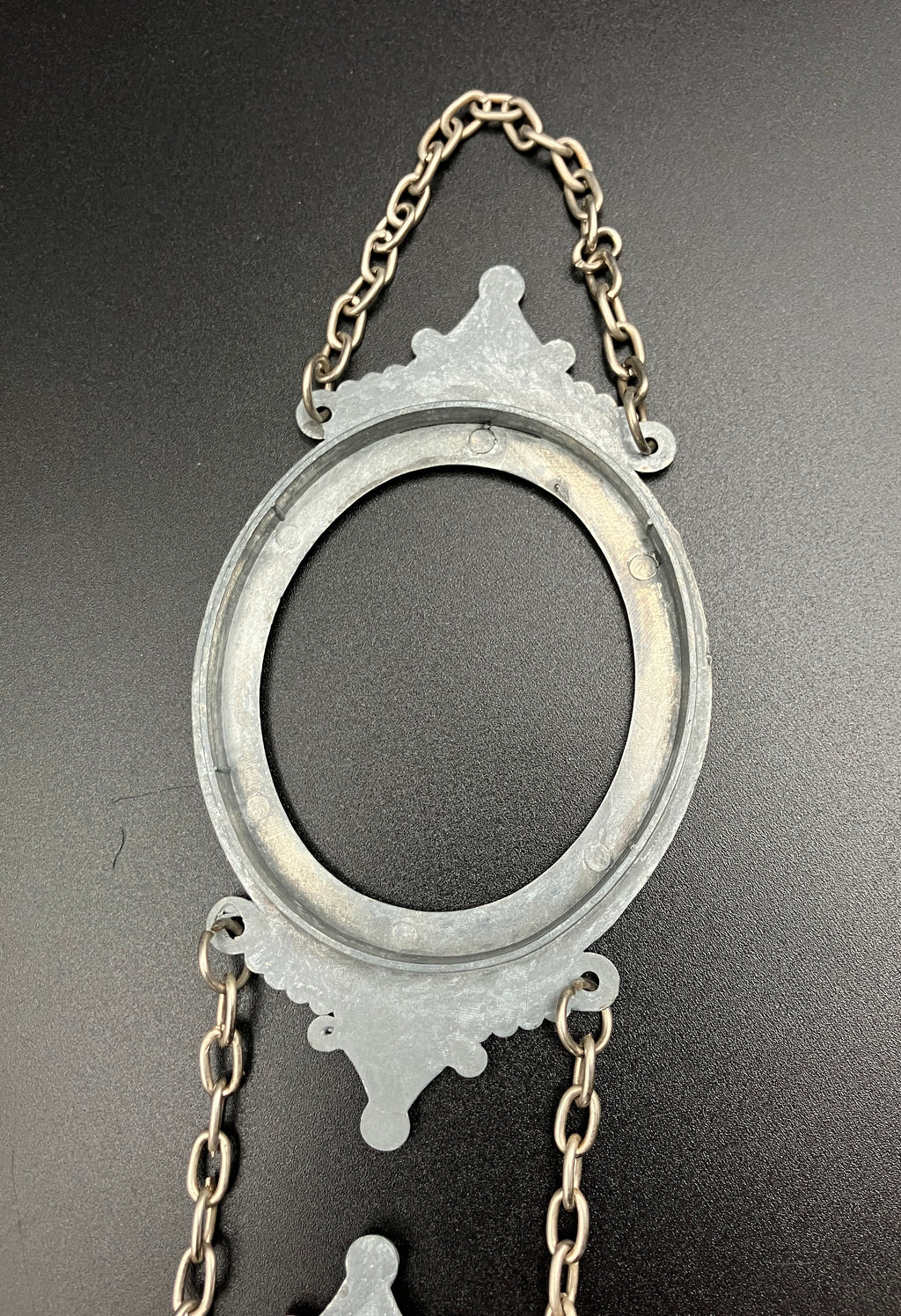 Vintage Frames Oval Italian Style Metal Silver Tone Hanging On Chain 36cm Length