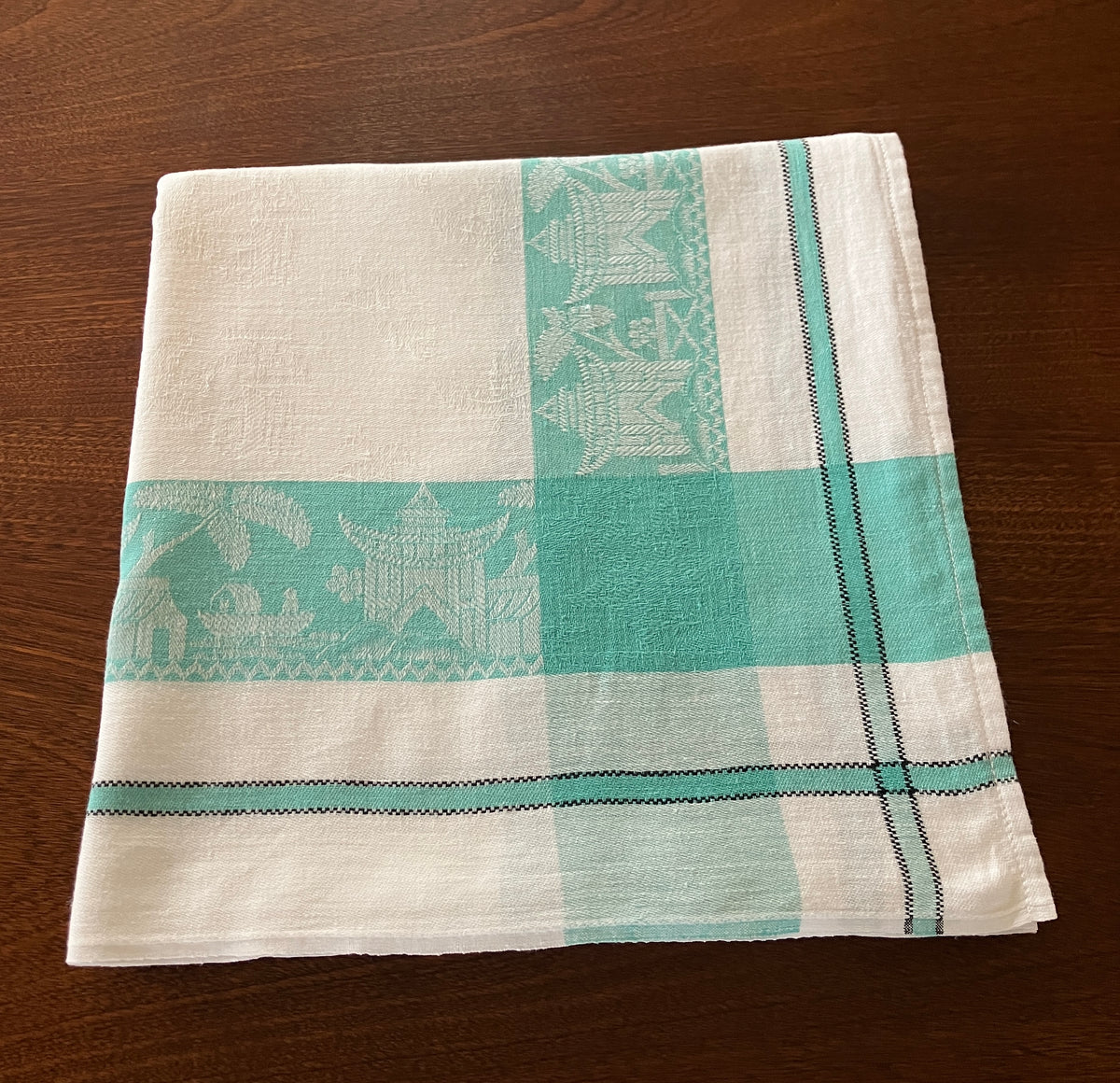 Vintage Willow Pattern Damask Tablecloth With Green Border 120cm X 125cm