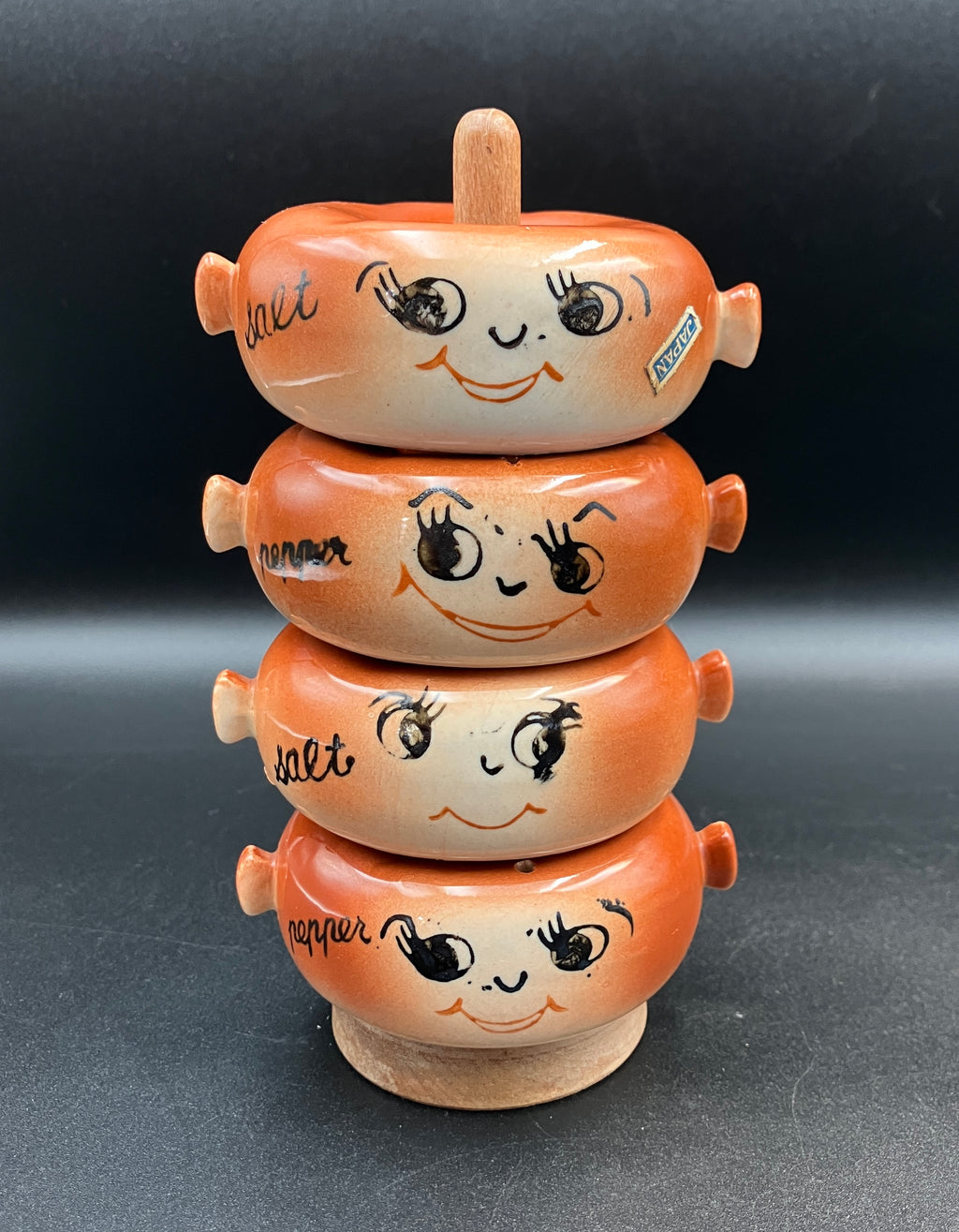 Vintage Holt Howard Stacked Bagel Salt and Pepper Shaker Sets W/Wooden Holder
