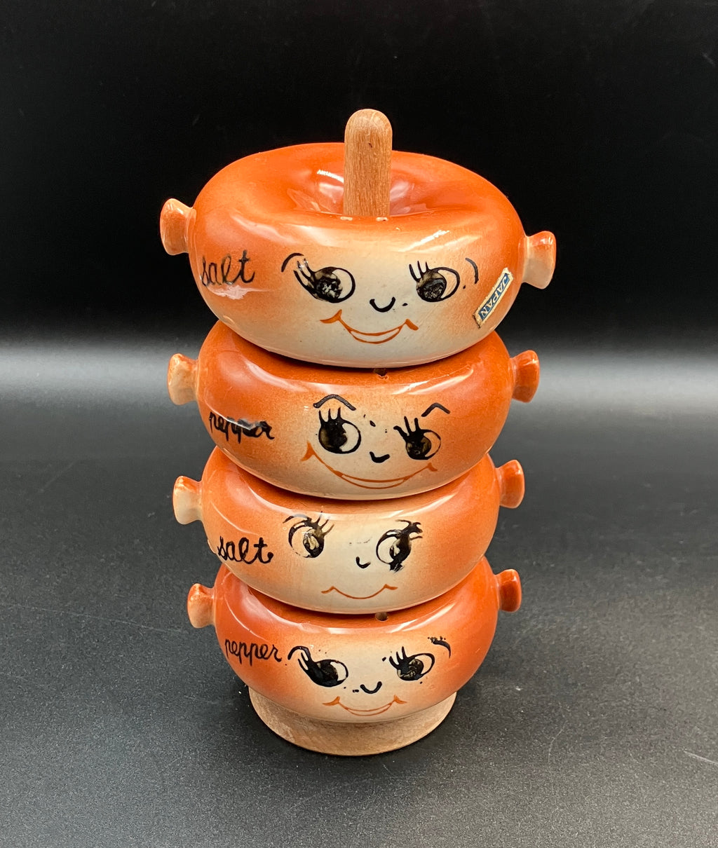 Vintage Holt Howard Stacked Bagel Salt and Pepper Shaker Sets W/Wooden Holder