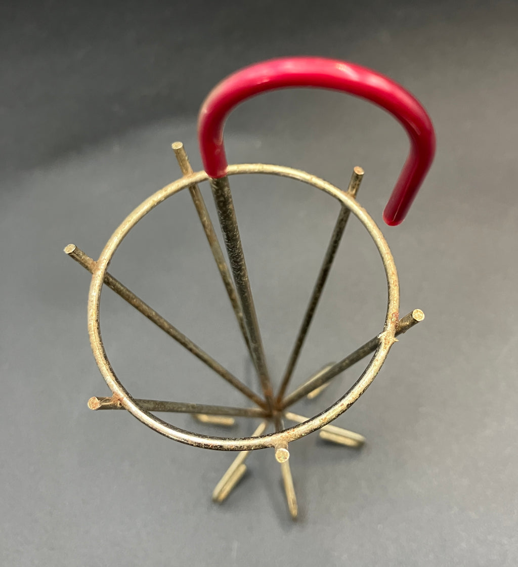Vintage Holt Howard ? Umbrella Salt and Pepper Shaker Sets In Wire Stand RARE