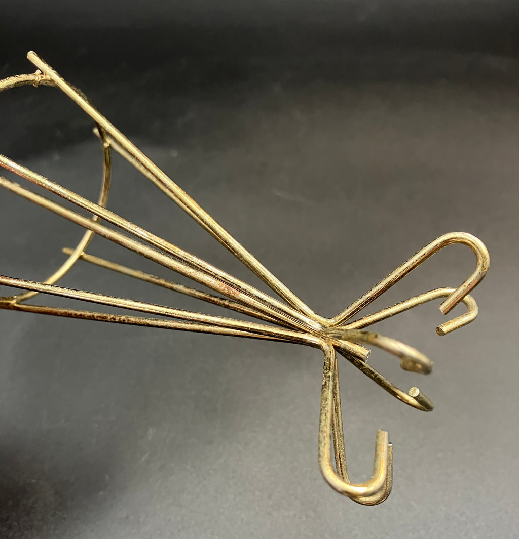 Vintage Holt Howard ? Umbrella Salt and Pepper Shaker Sets In Wire Stand RARE
