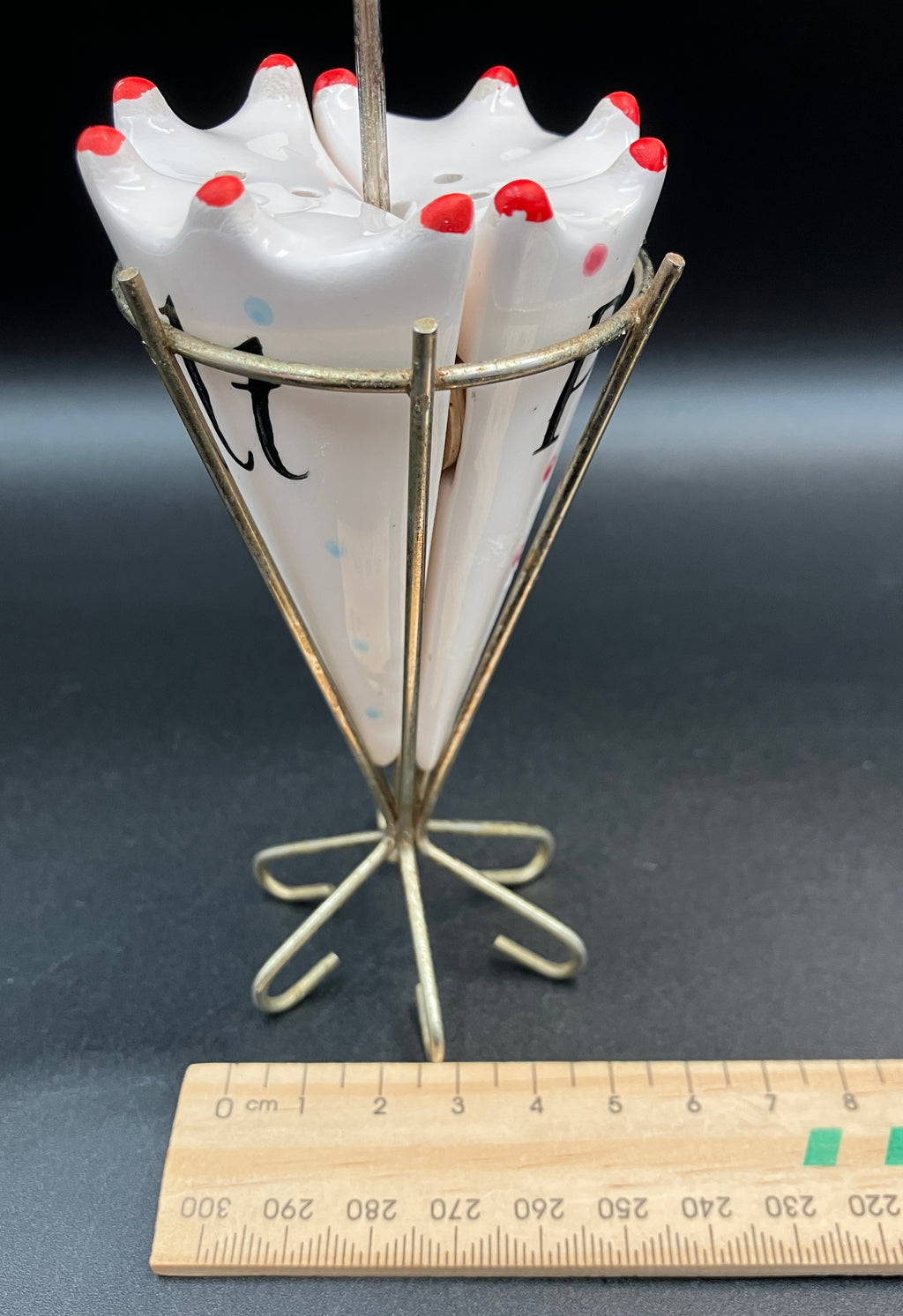 Vintage Holt Howard ? Umbrella Salt and Pepper Shaker Sets In Wire Stand RARE
