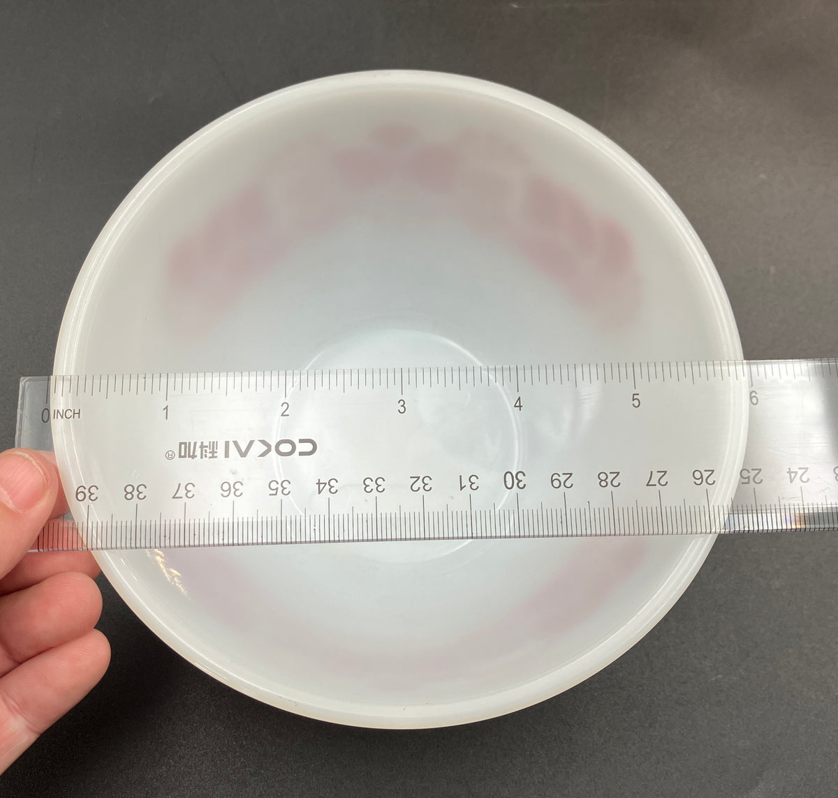 Vintage Pyrex Bowl Folk Art Hearts 6” diameter Nesting Bowl Red