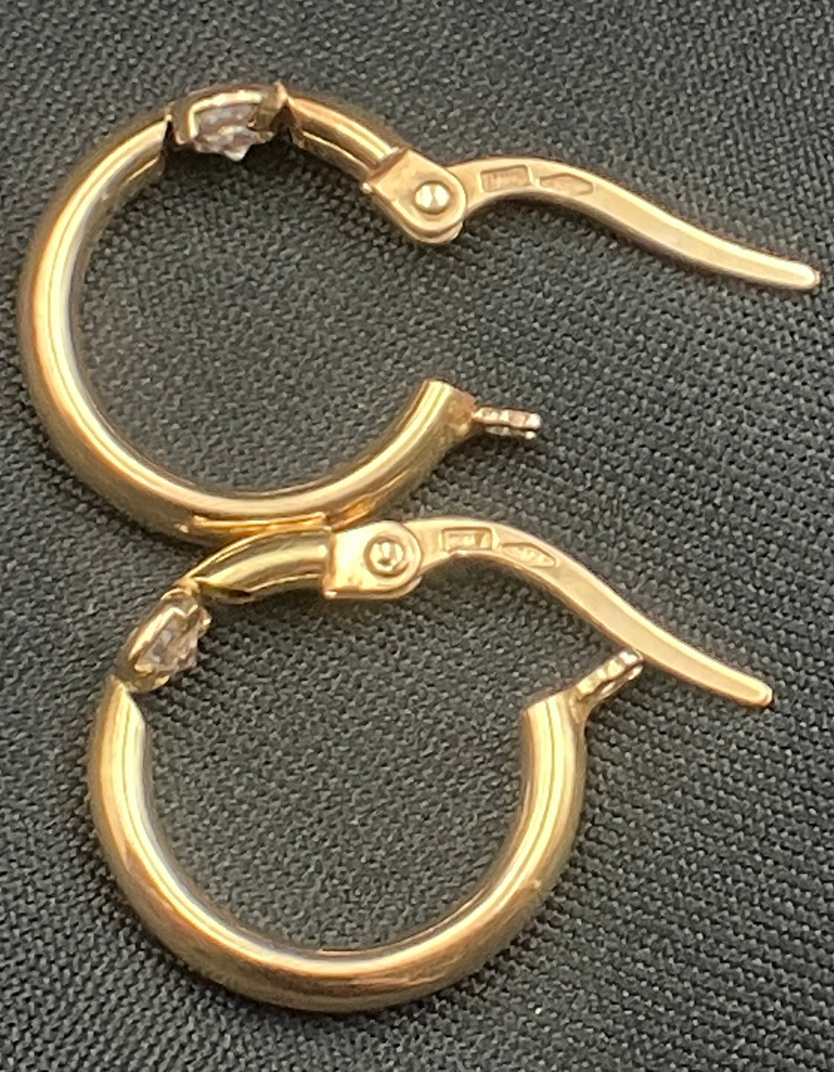 Vintage 9ct Gold Cubic Zirconia Earrings Hallmarked 375 Italy