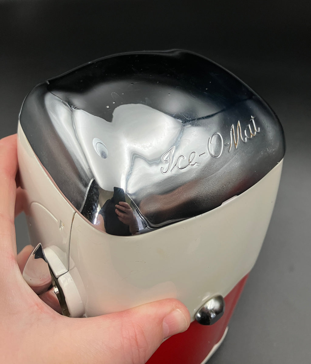 Vintage Ice-O-Mat Ice Crusher c1950/60 Made In Australia- Great Condition