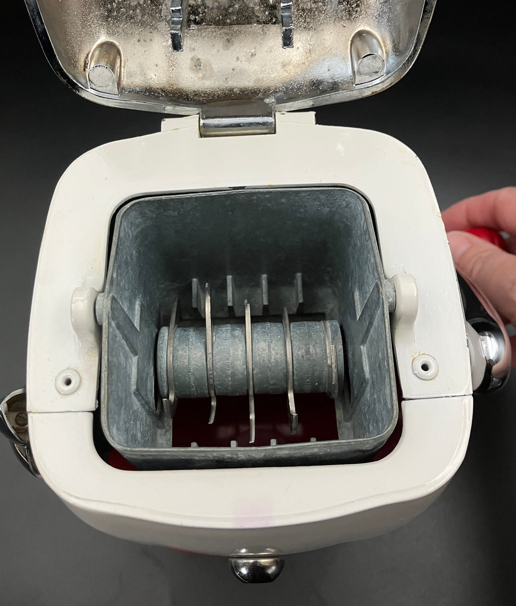 Vintage Ice-O-Mat Ice Crusher c1950/60 Made In Australia- Great Condition