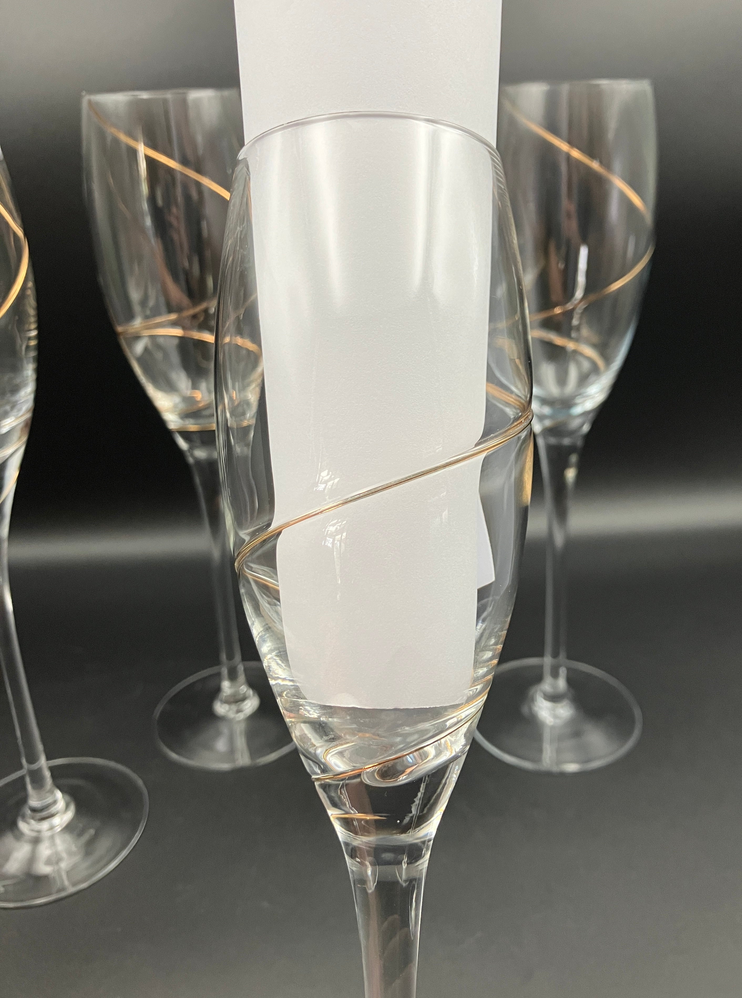 Share Kosta Boda Anna Ehrner TULIP-SHAPE CHAMPAGNE FLUTE Glasses X4 With Gold Line