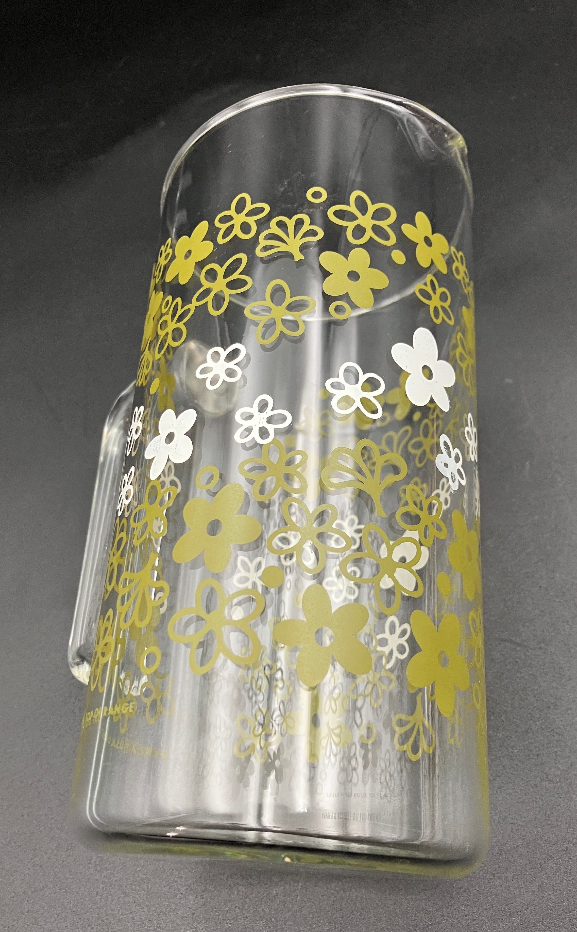 Vintage Pyrex Crazy Daisy Pitcher Jug Spring Blossom Glass