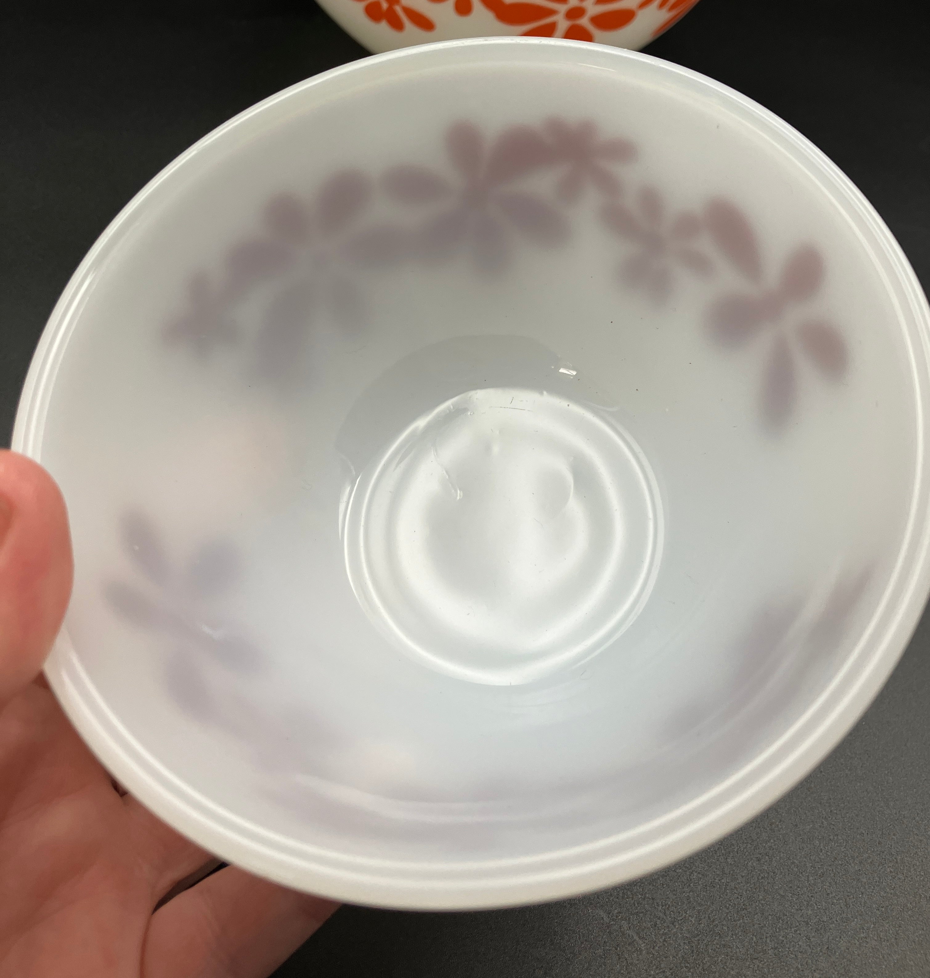 Vintage Pyrex DAISY CHAIN Set of 3 Nesting Mixing Bowls 8” 7” 5”