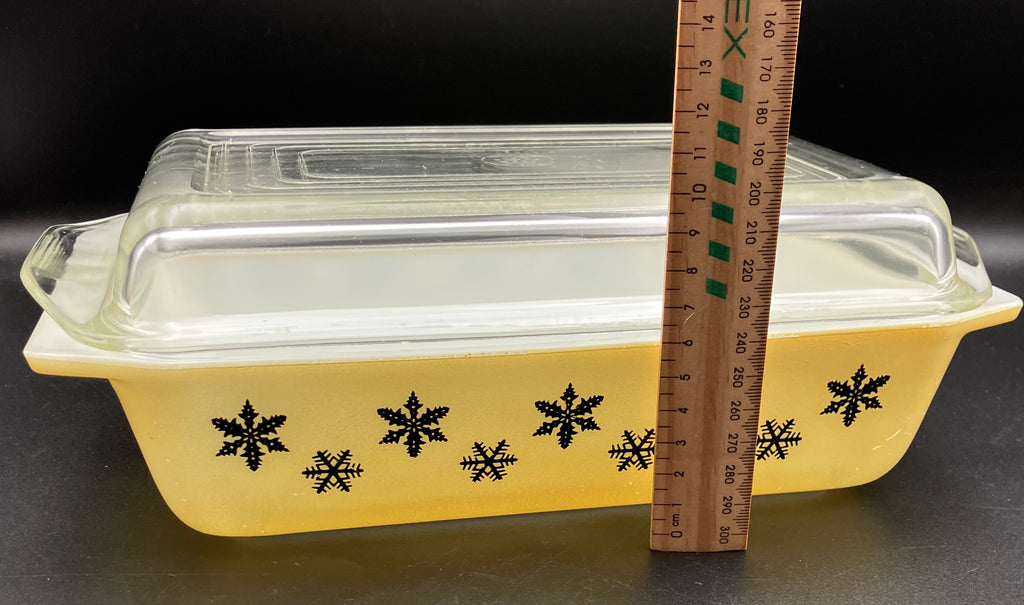 Vintage Pyrex Snowflake Yellow Gaiety Rectangular Roasting Dish 1958
