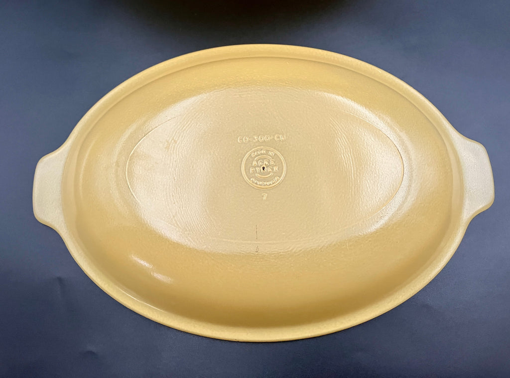 Pyrex Spray Ware Casserole Dish Yellow With Lid CO 300 Colour Ware VGC