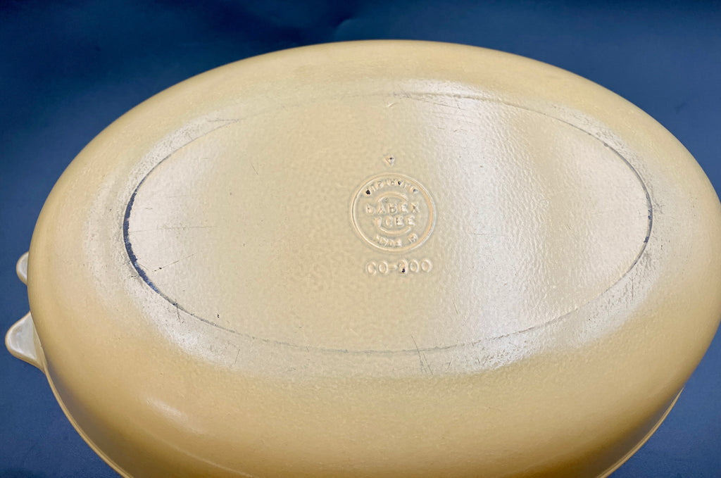 Pyrex Spray Ware Casserole Dish Yellow With Lid CO 300 Colour Ware VGC
