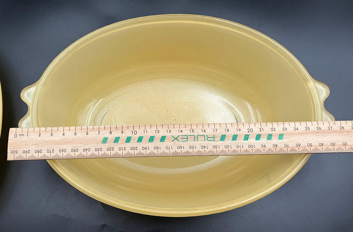 Pyrex Spray Ware Casserole Dish Yellow With Lid CO 300 Colour Ware VGC