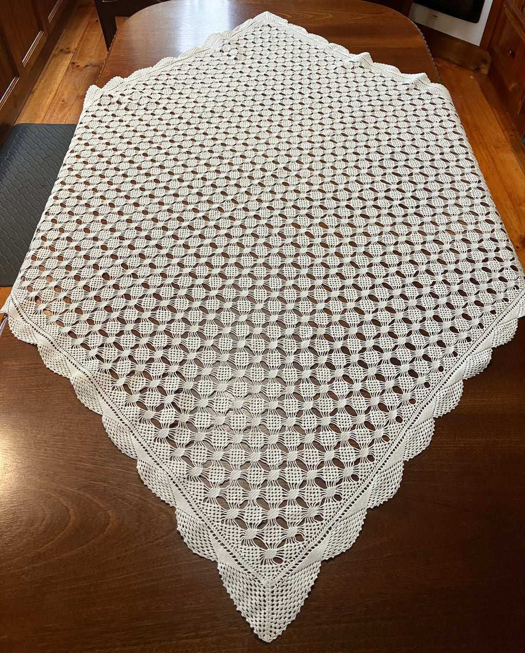 Vintage Crochet Tablecloth, Cotton Throw Or Bedspread 119cm X 120cm