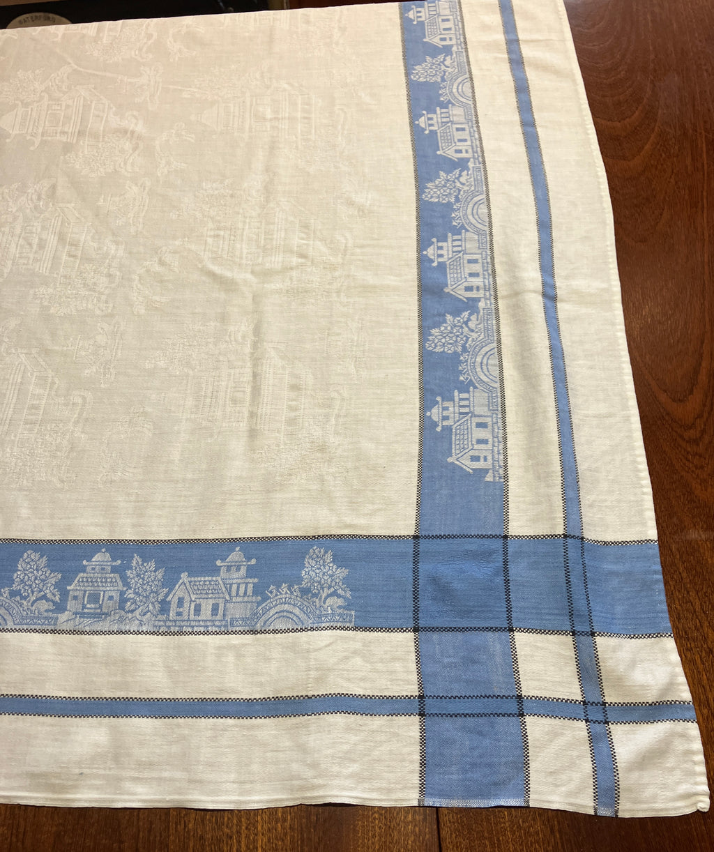 Vintage Willow Pattern Damask Tablecloth Blue Border 127cm X 129cm