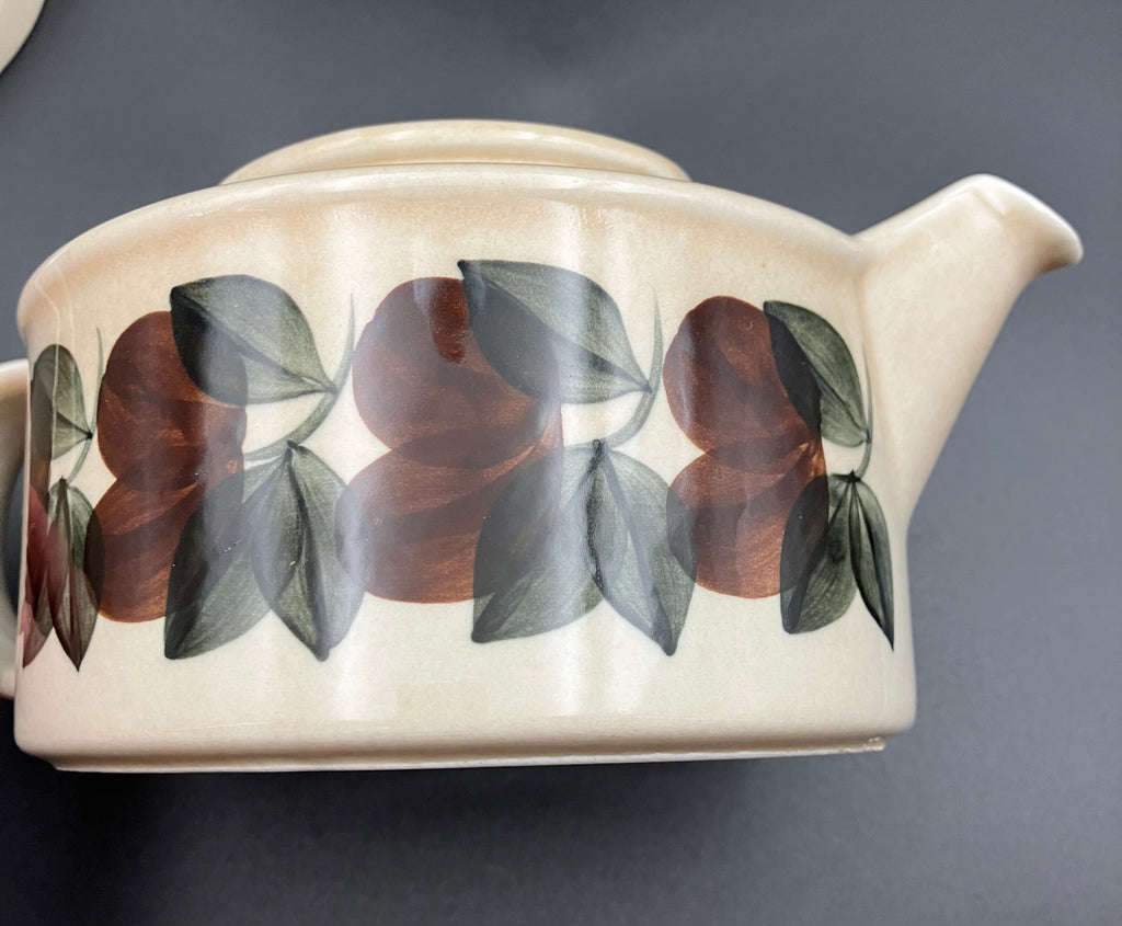 Arabia Finland Ruija Teapot With Strainer by Raija Uosikkinen Mid Century Modern
