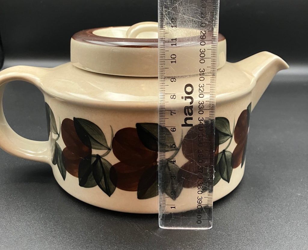 Arabia Finland Ruija Teapot With Strainer by Raija Uosikkinen Mid Century Modern
