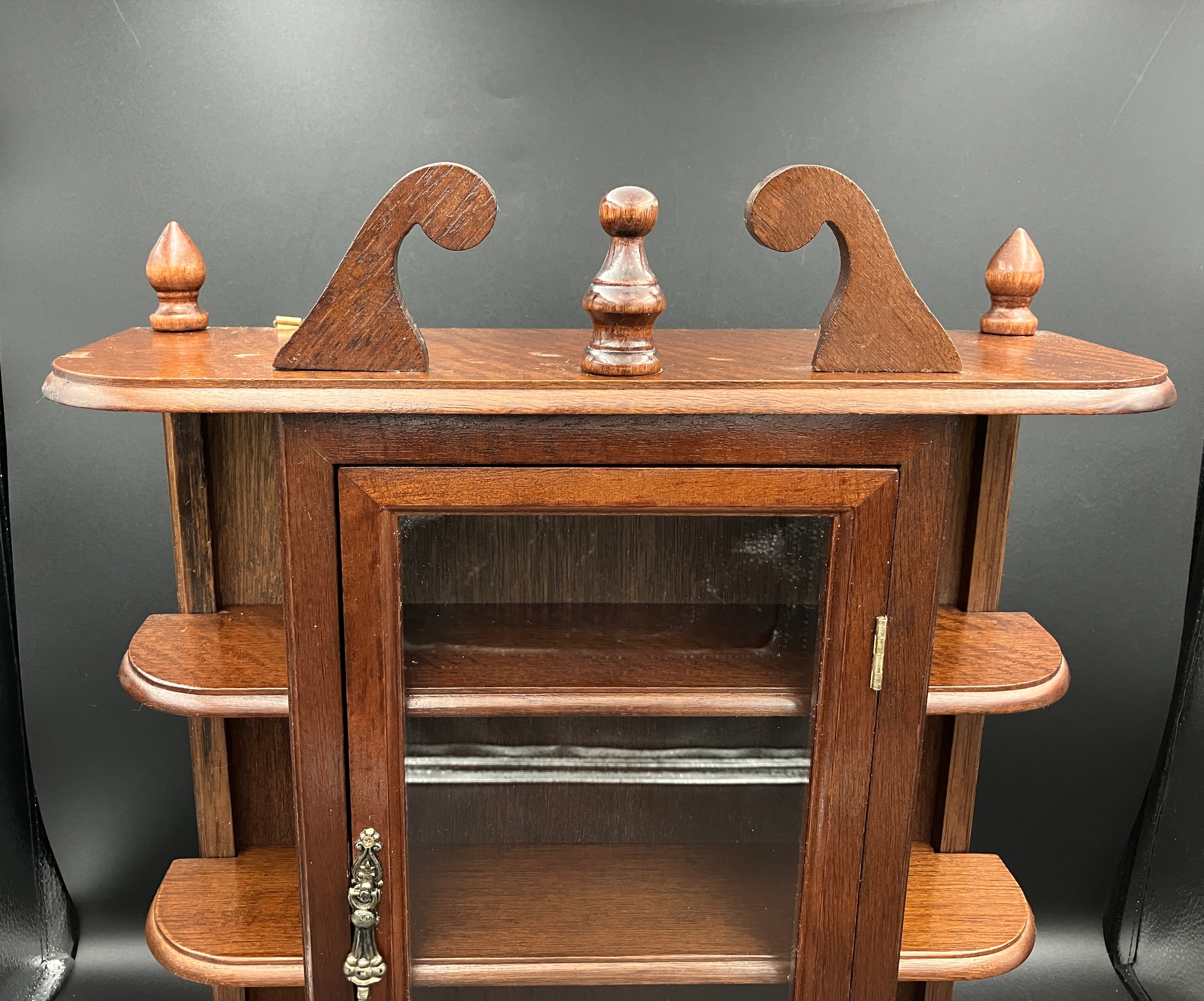 Vintage Wooden Curio Cabinet W/ Glass Door Shelf 43cm H, 36cm L, 12cm W
