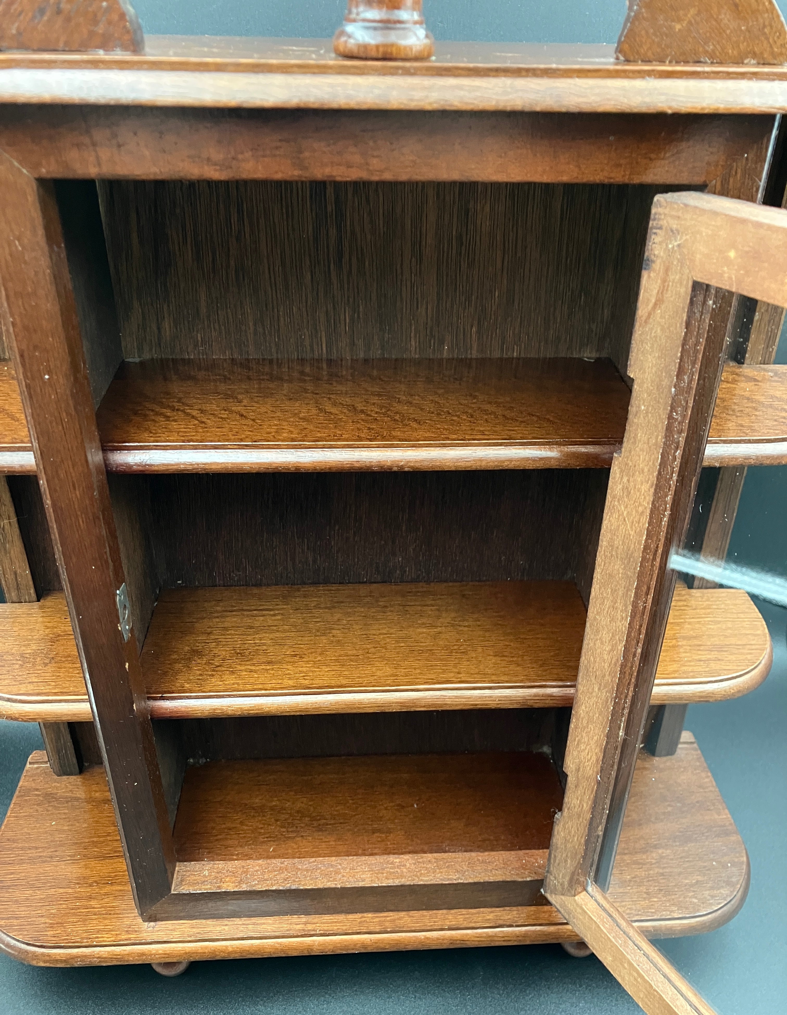 Vintage Wooden Curio Cabinet W/ Glass Door Shelf 43cm H, 36cm L, 12cm W