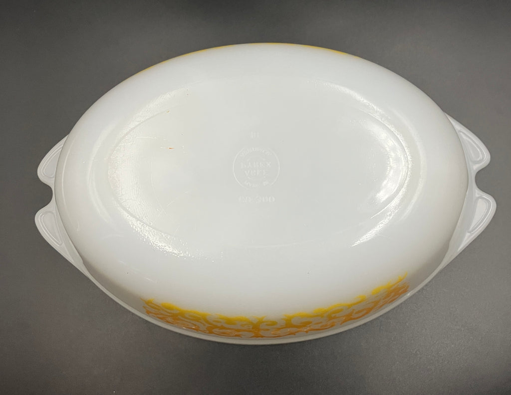 Vintage Pyrex Bramble Scroll Orange Oval Casserole CO-300