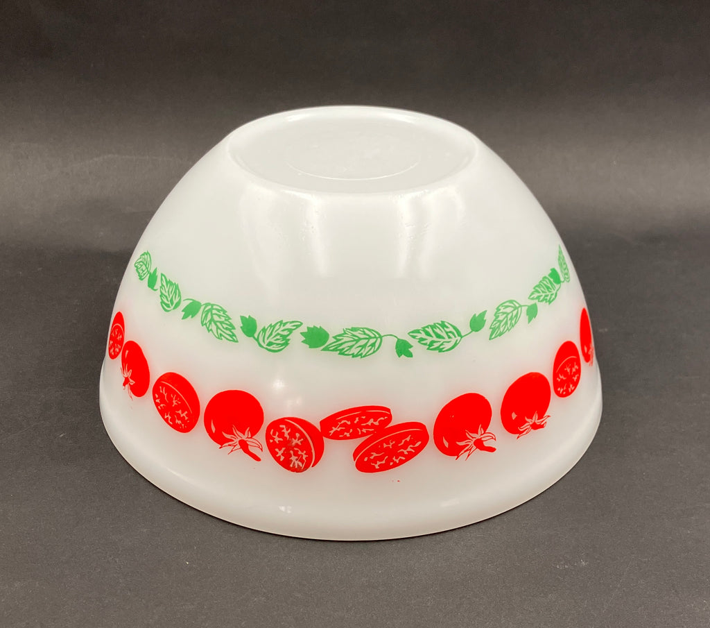 Vintage Pyrex Harvest Nesting Bowl 8” Tomato Pattern Good Condition