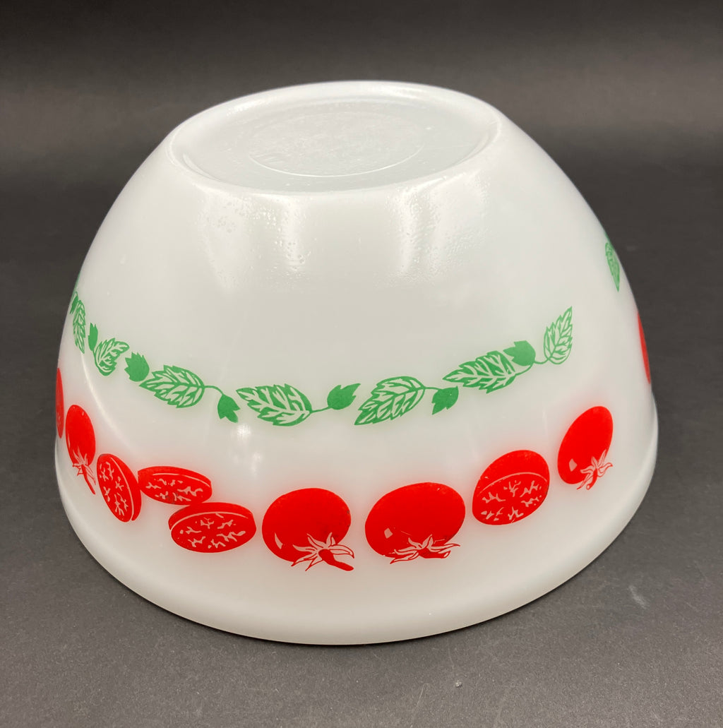 Vintage Pyrex Harvest Nesting Bowl 8” Tomato Pattern Good Condition