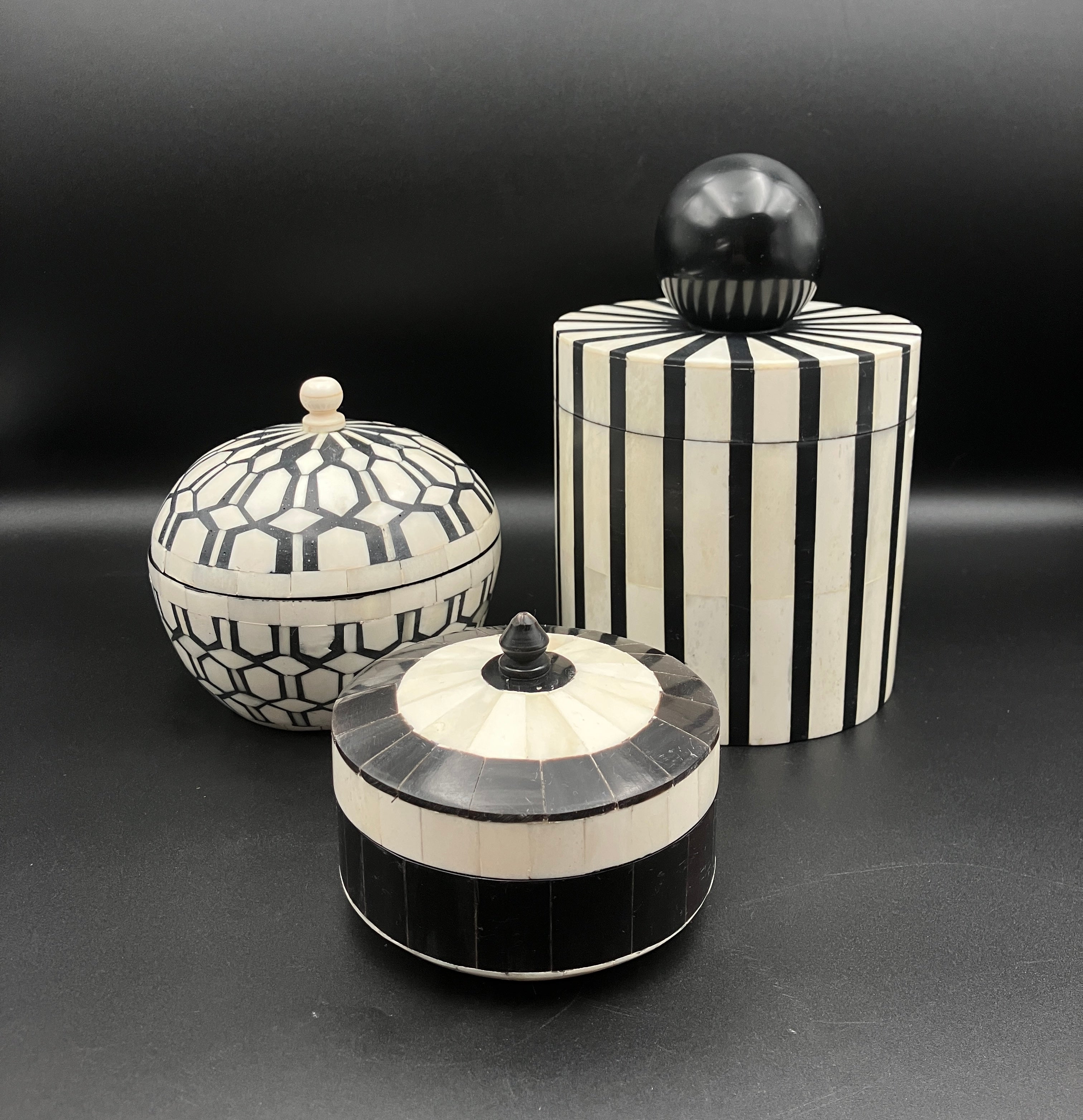 Black and White Bone Inlay Round Boxes Set Of 3 Contemporary Trinket Boxes