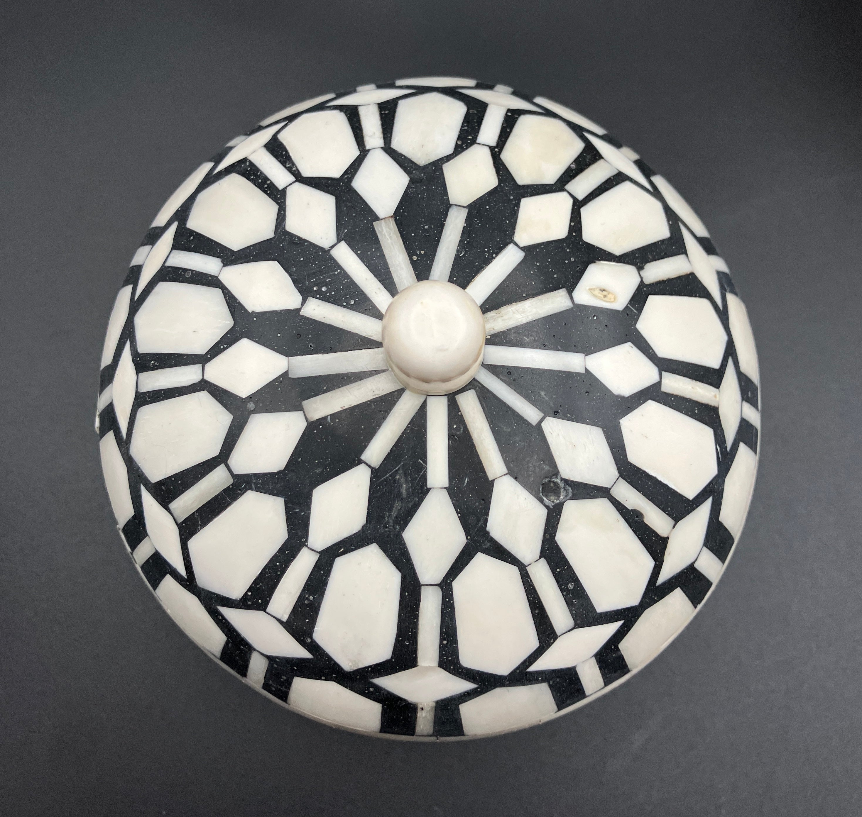 Black and White Bone Inlay Round Boxes Set Of 3 Contemporary Trinket Boxes