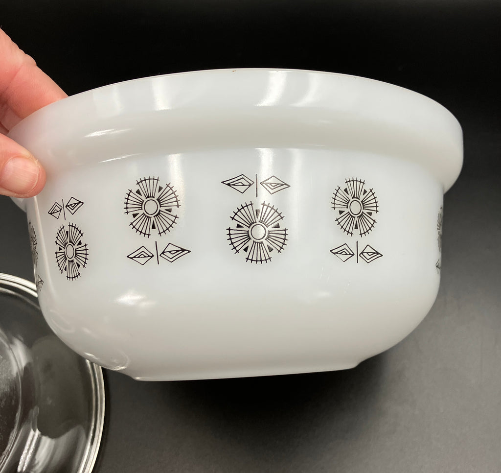 Vintage Pyrex Minstrel Half Tubby Deep Bowl With Lid Crown 1974