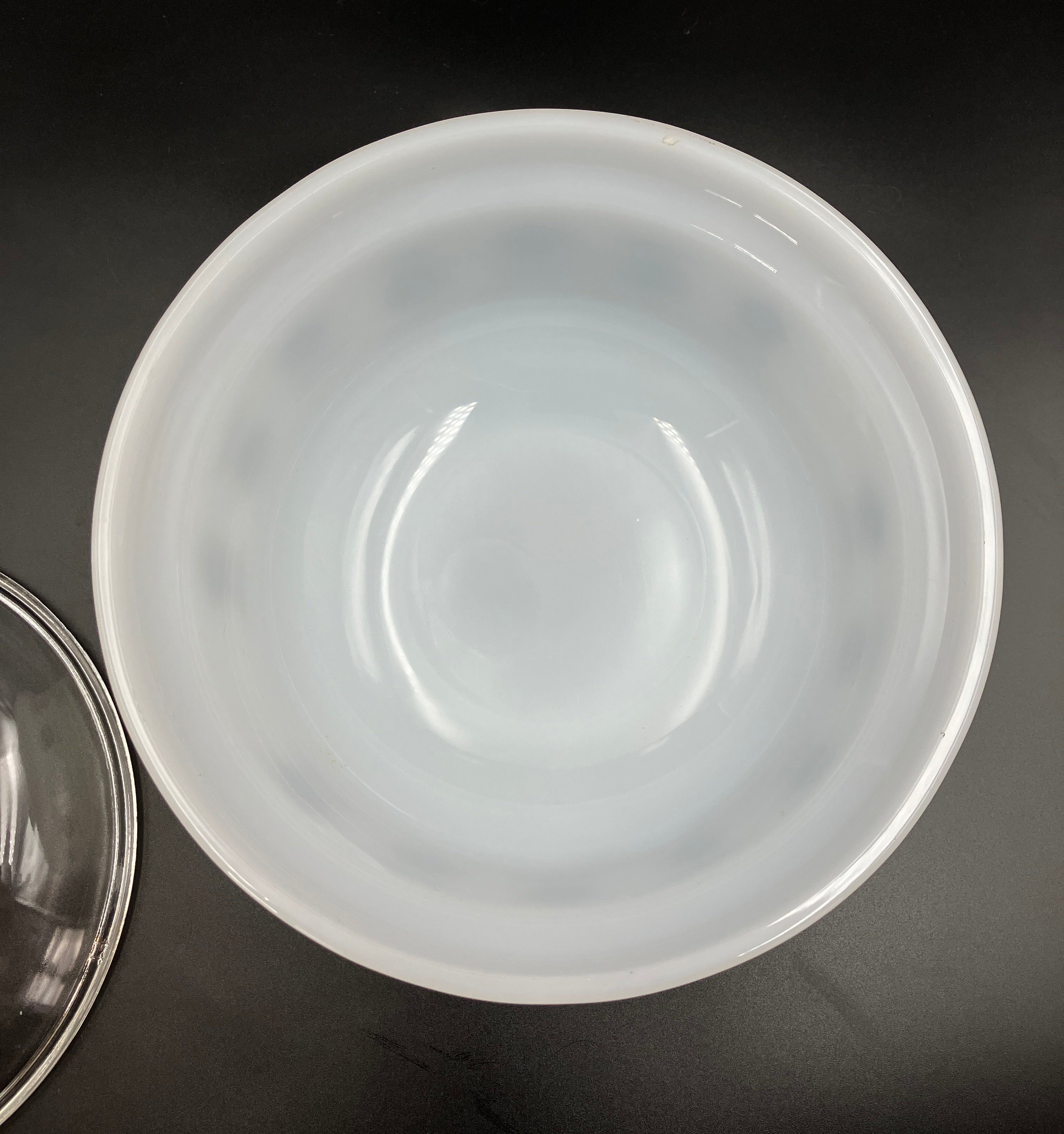 Vintage Pyrex Minstrel Half Tubby Deep Bowl With Lid Crown 1974