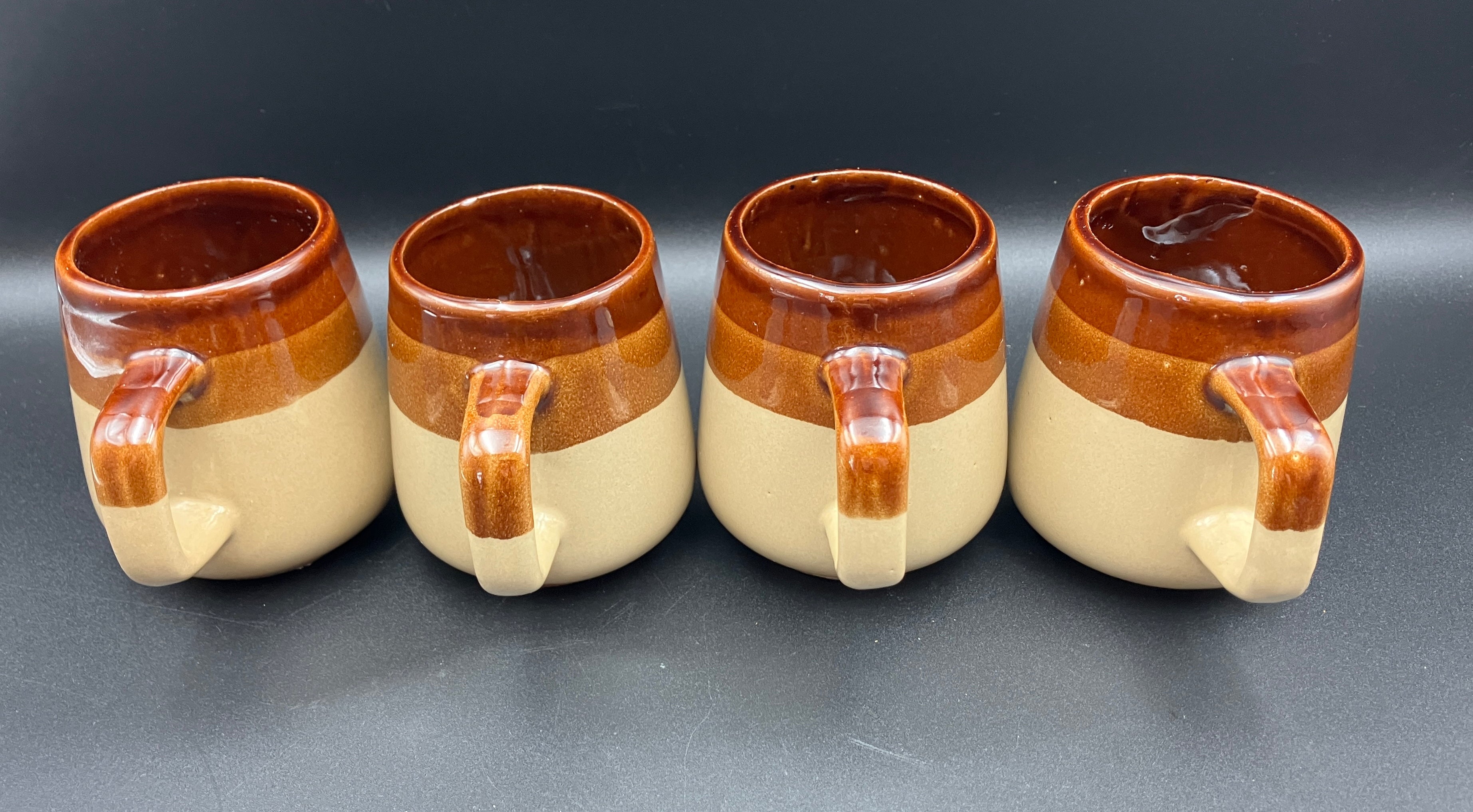 Vintage Mugs Wooden Coffee House with 6 Stoneware Mugs