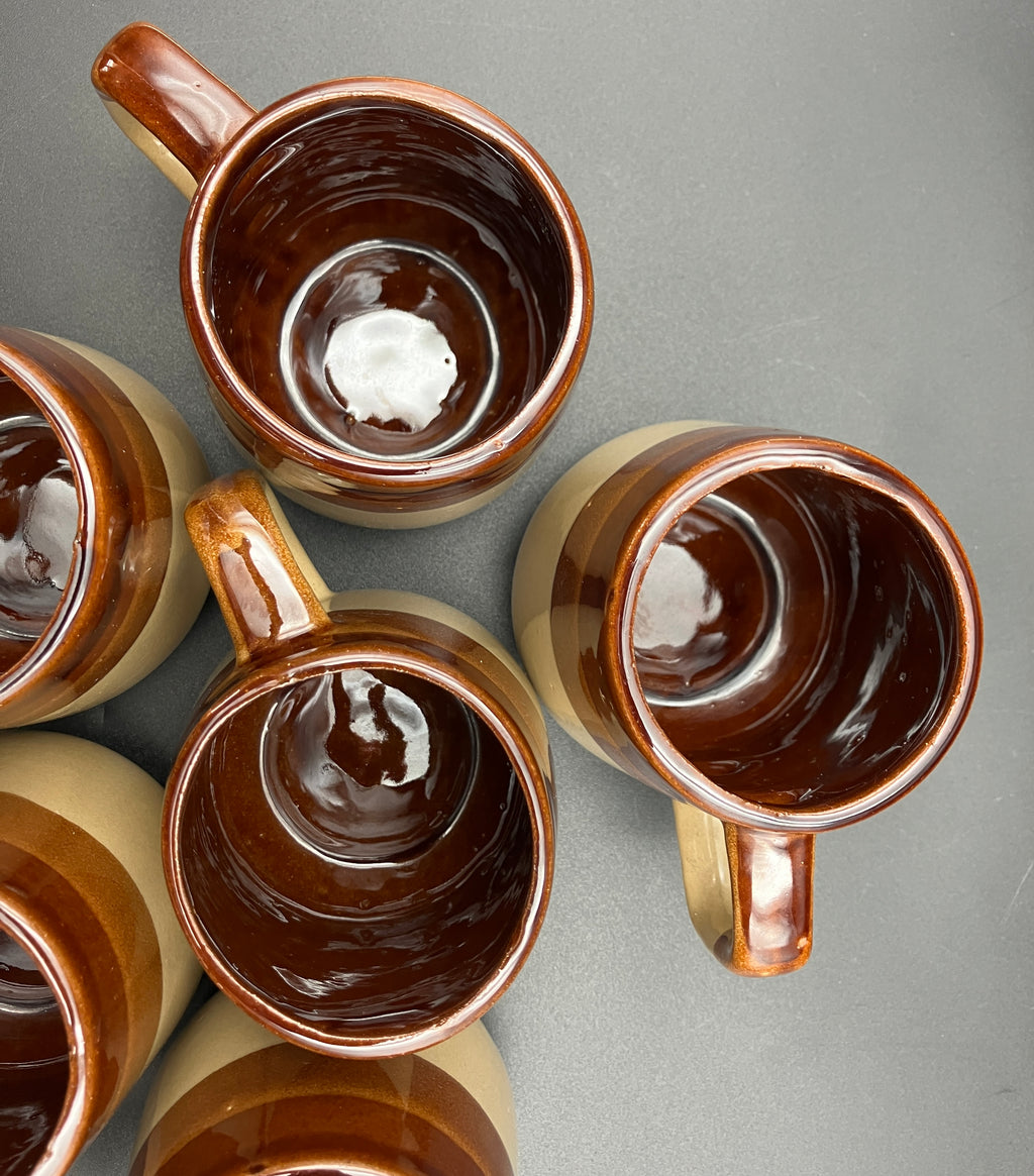 Vintage Mugs Wooden Coffee House with 6 Stoneware Mugs